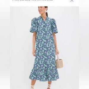 Beautiful Tuckernuck dress! I’m just not as small as I thought.